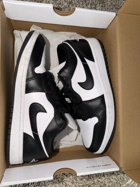 Jordan Men’s Black and White Low-Top Sneakers